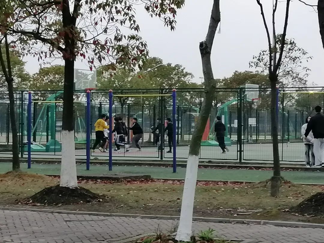 移步换景1+陈显+18521316950.jpg